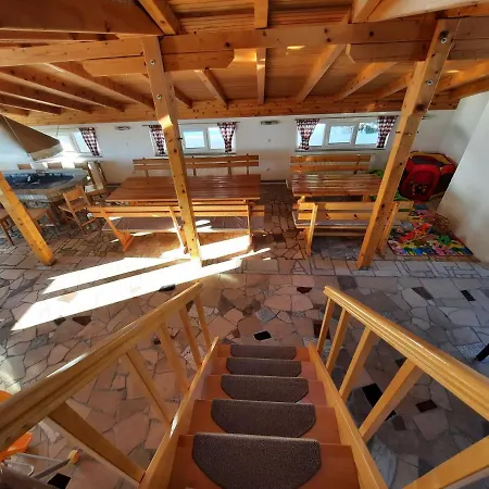 Apartmani Vila *