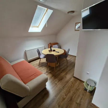 Apartmani Vila