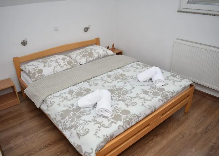 公寓 Apartmani Vila