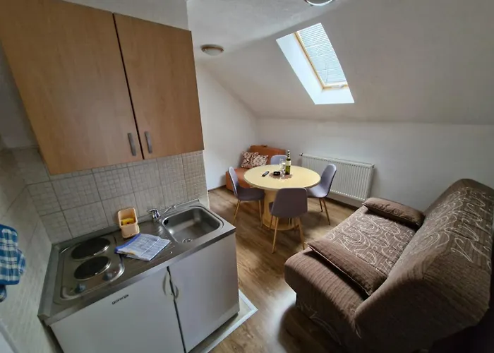 Apartmani Vila 库普雷斯