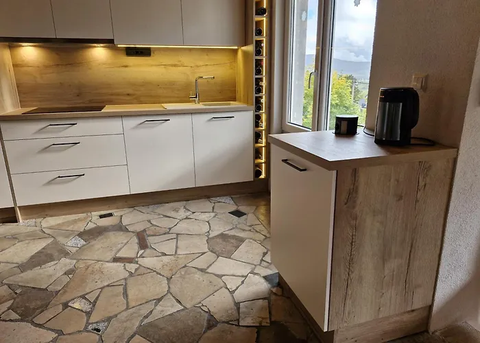 Apartmani Vila * 库普雷斯