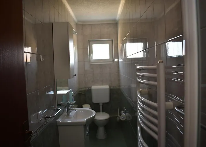 公寓 Apartmani Vila 库普雷斯